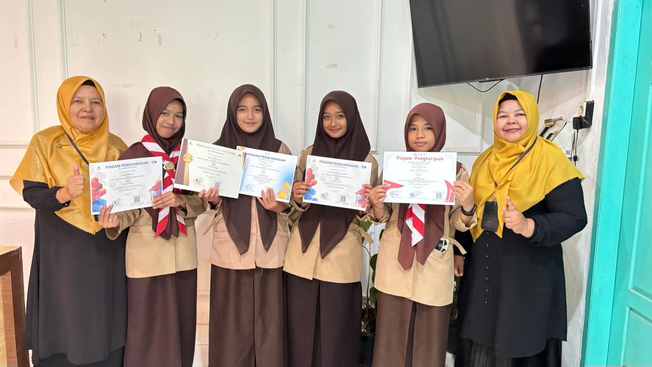 Gemilang Murid MAN 1 Tanah Datar Panen Medali Kompetisi Kimia Tingkat Nasional