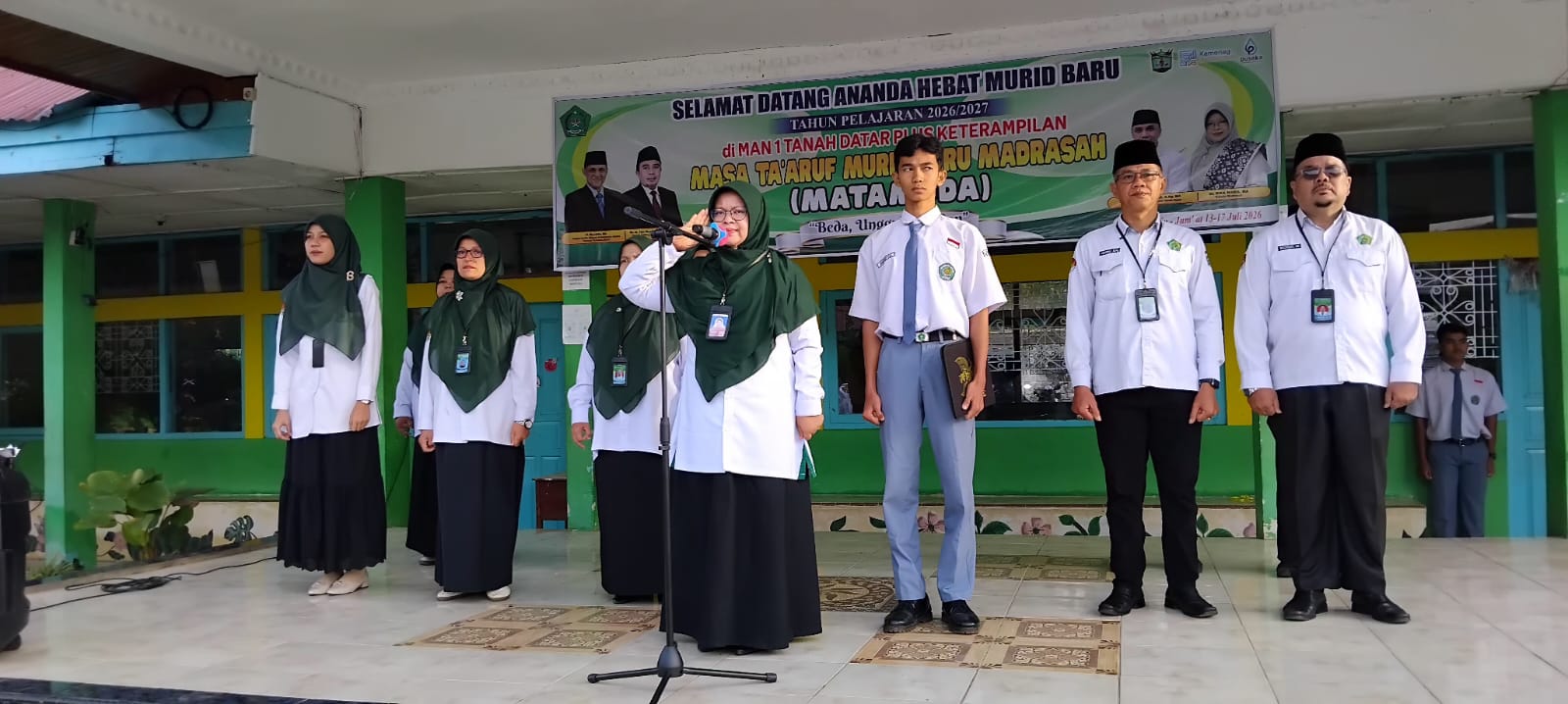 Awali Tahun Ajaran Baru, MAN 1 Tanah Datar Gelar Upacara Bendera Penuh Khidmat