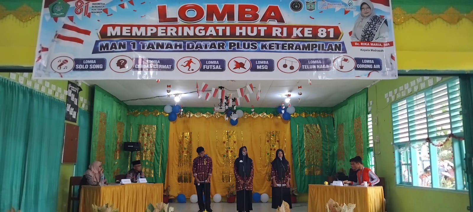 Semarakkan HUT ke-81 RI, Rika Maria Resmi Buka Berbagai Lomba Antar Kelas di MAN 1 Tanah Datar